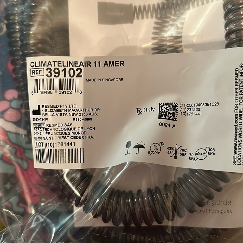 New Sealed ResMed ClimateLineAir 11 Hose in Black and Gray